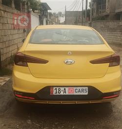 هیوندای ئەلەنترا